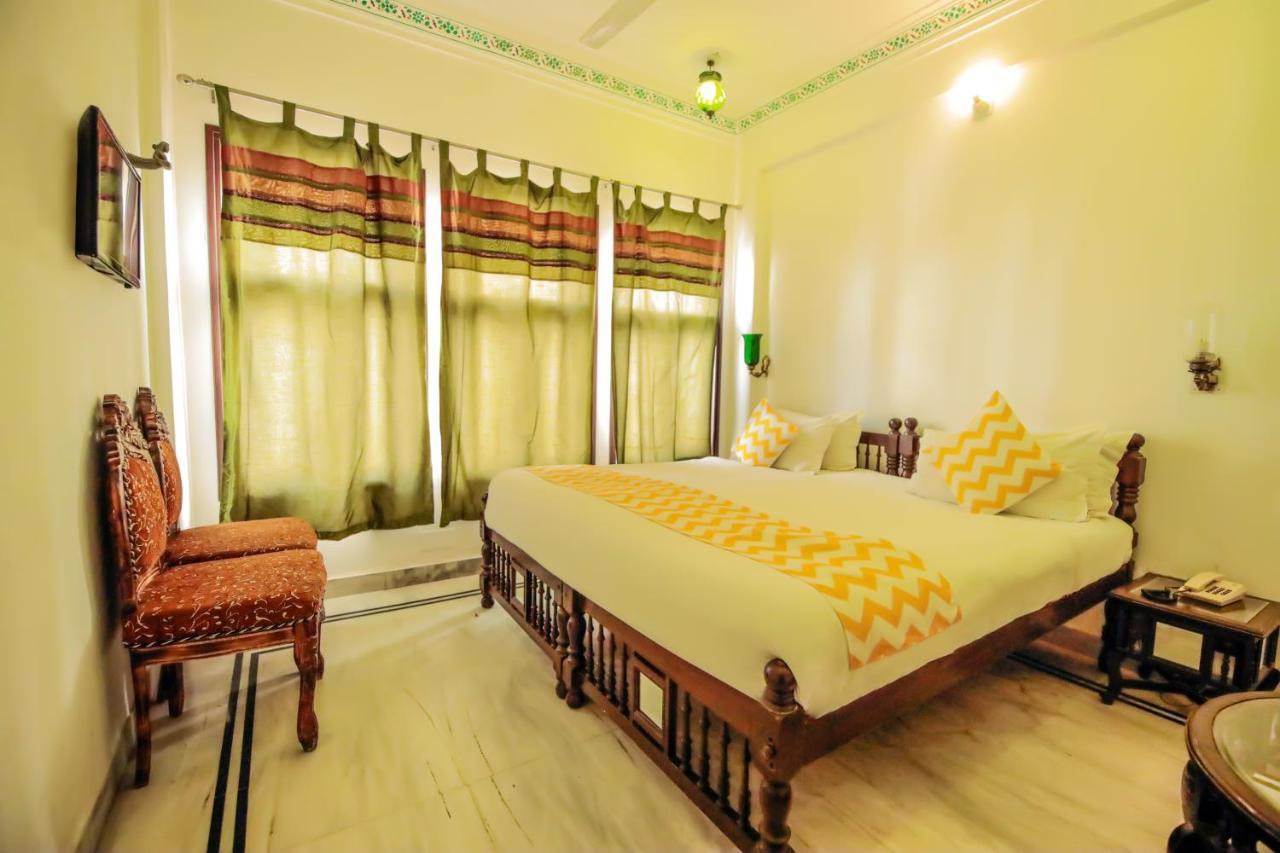 Hotel Devraj Niwas On Lake Pichola Udajpur Zewnętrze zdjęcie