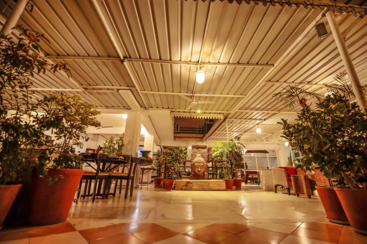 Hotel Devraj Niwas On Lake Pichola Udajpur Zewnętrze zdjęcie