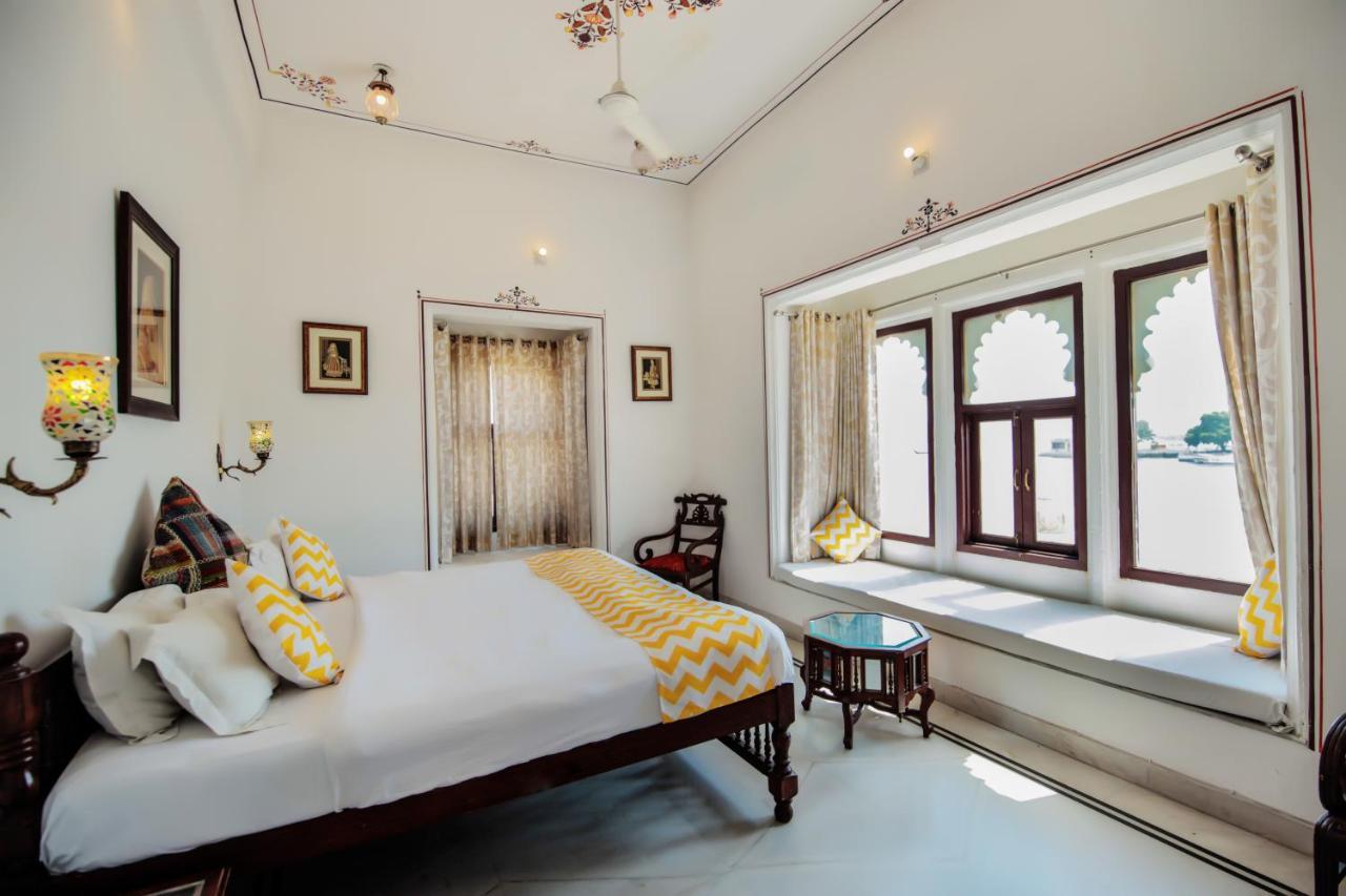 Hotel Devraj Niwas On Lake Pichola Udajpur Zewnętrze zdjęcie