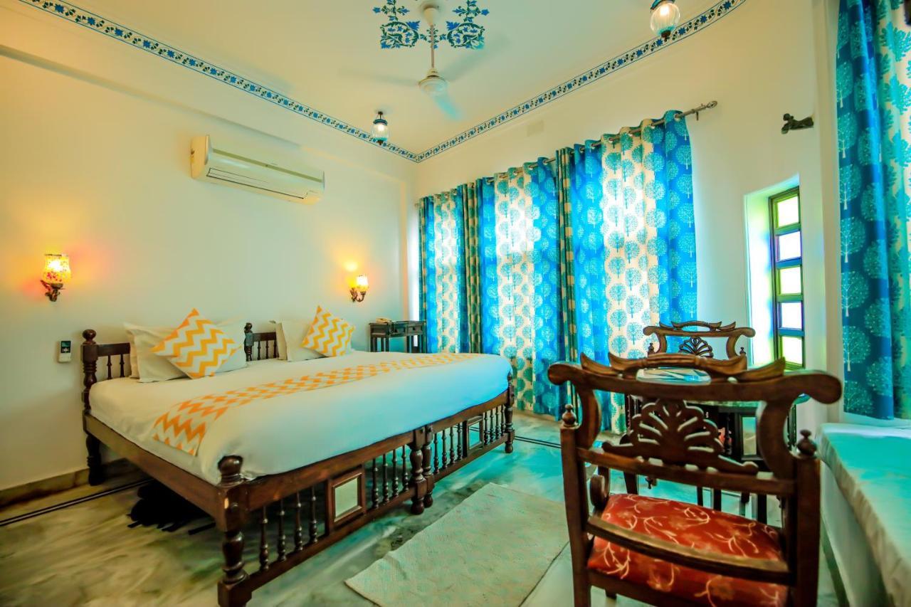 Hotel Devraj Niwas On Lake Pichola Udajpur Zewnętrze zdjęcie