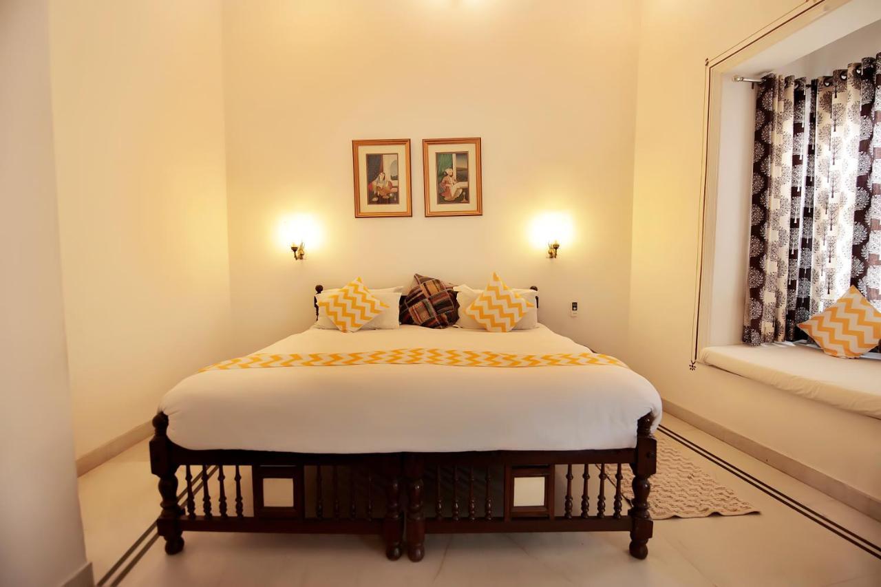 Hotel Devraj Niwas On Lake Pichola Udajpur Zewnętrze zdjęcie